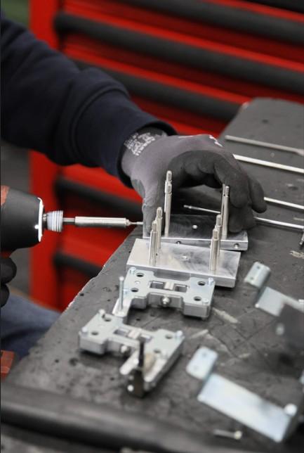 Operazioni produttive MHART – soluzioni automatizzate per gestione capi e magazzini