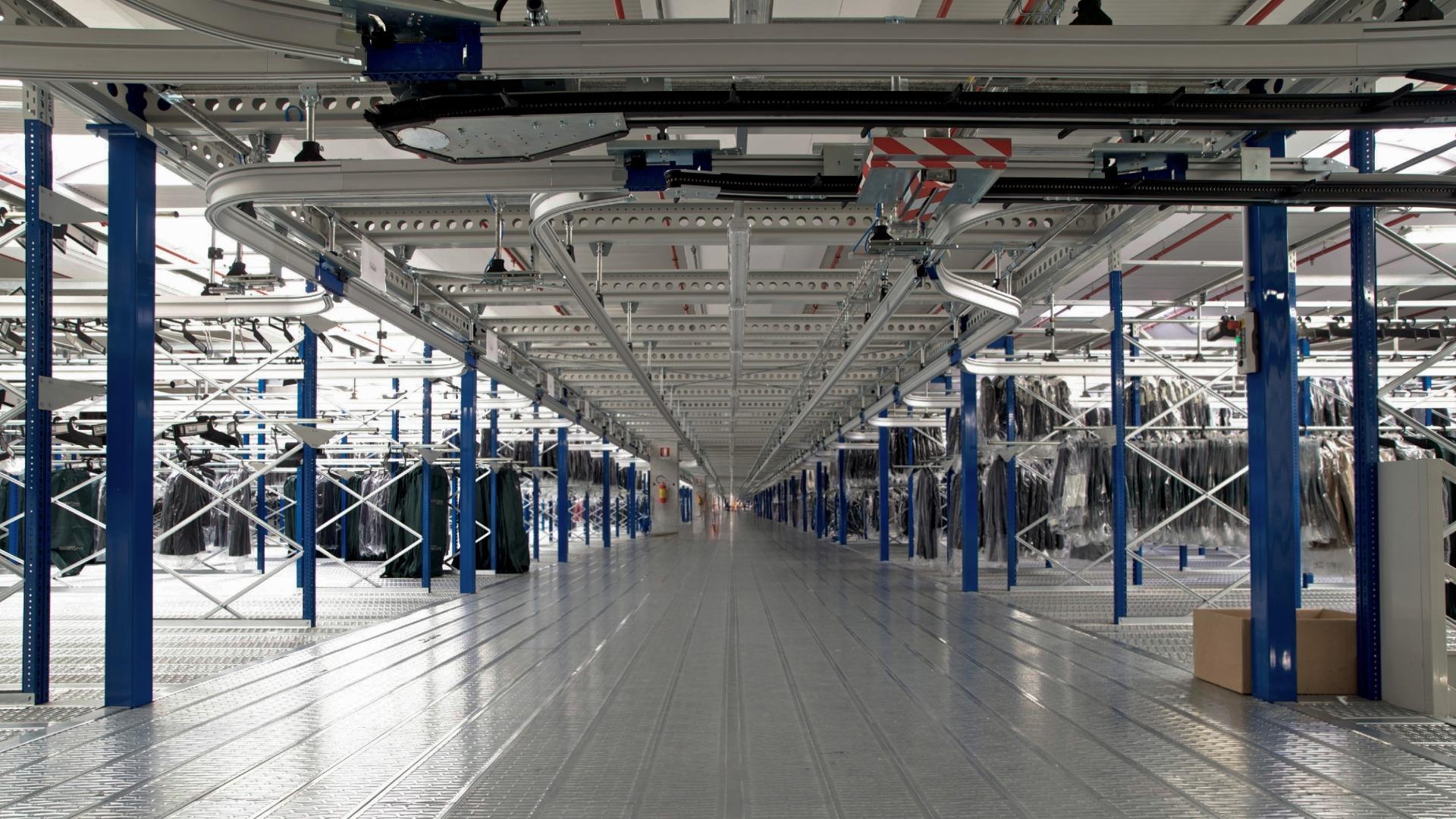 Mhart soluzioni chiavi in mano per logistica omnicanale